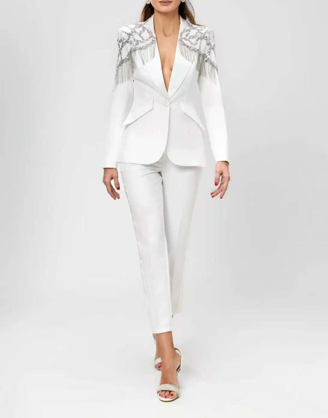 Women'S Formal Wear For A Wedding Guest - Kristaller Boncuklu Kadın Takım Elbise Seti